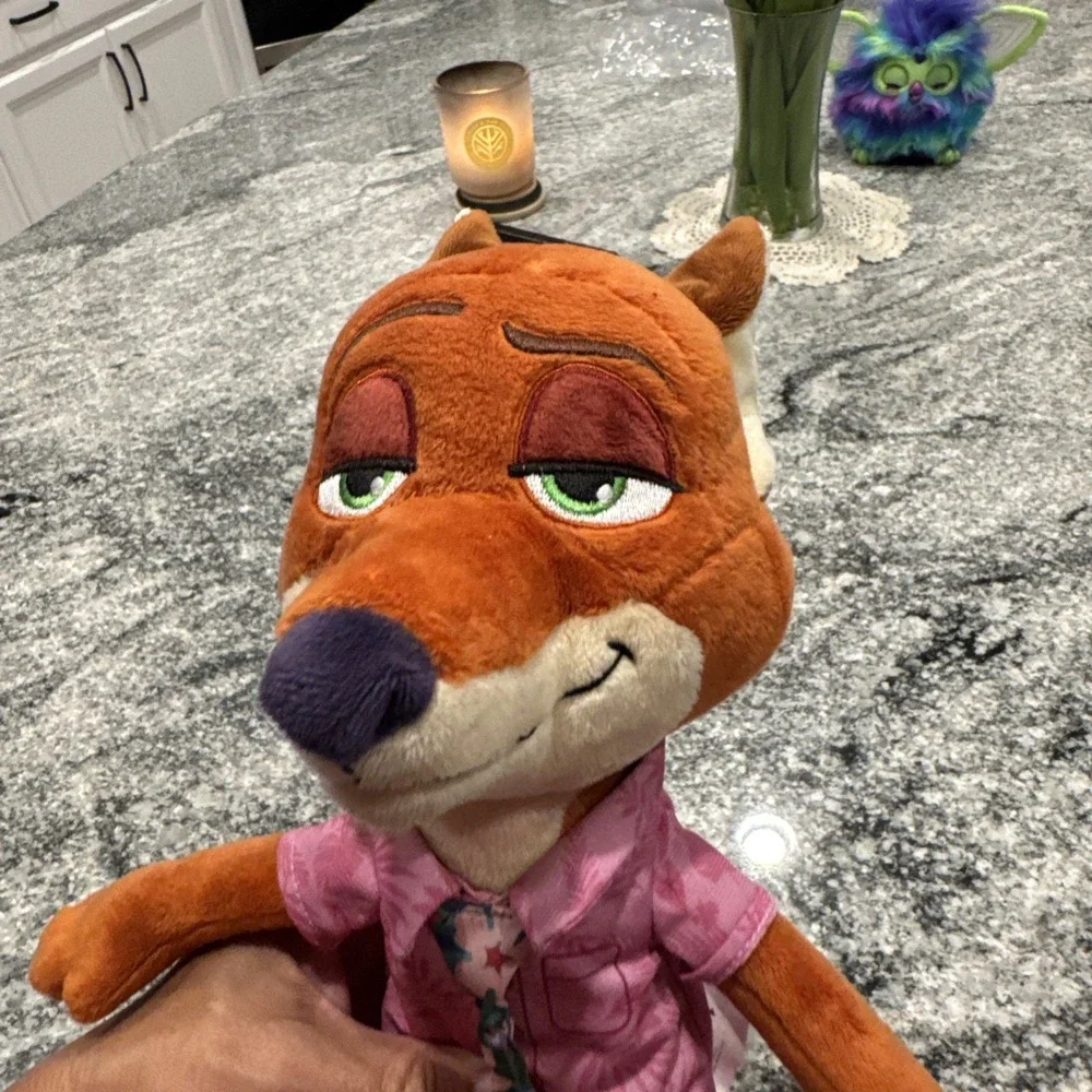 Jazwares Zootopia 2 Nick Wilde 14 Inch Feature Plush with 10+ Sounds Works